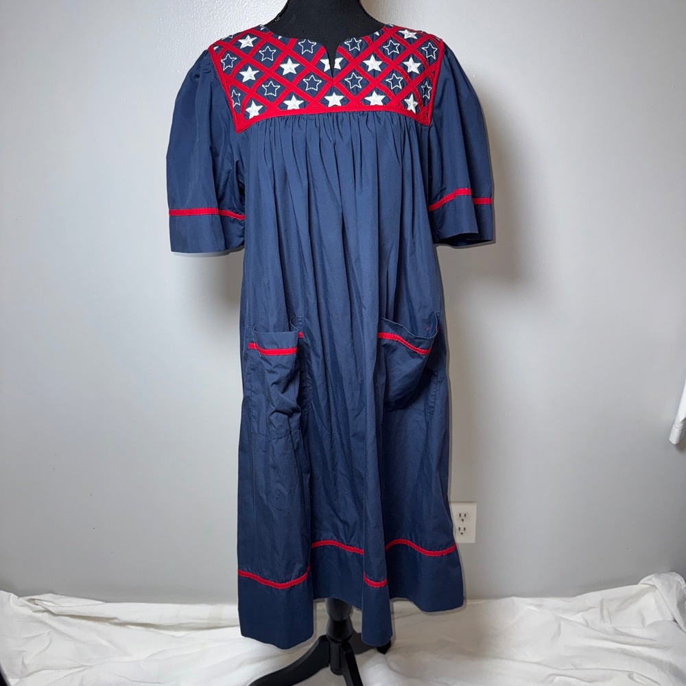 Go Softly Patio Navy Blue Patriotic Star Embroidered House Dress Small Lounger